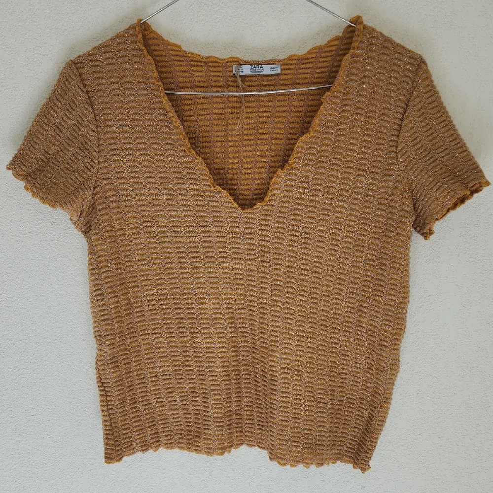 Zara Women's Textured Mustard Yellow Lightweight Sweater Gold threading Sz Med